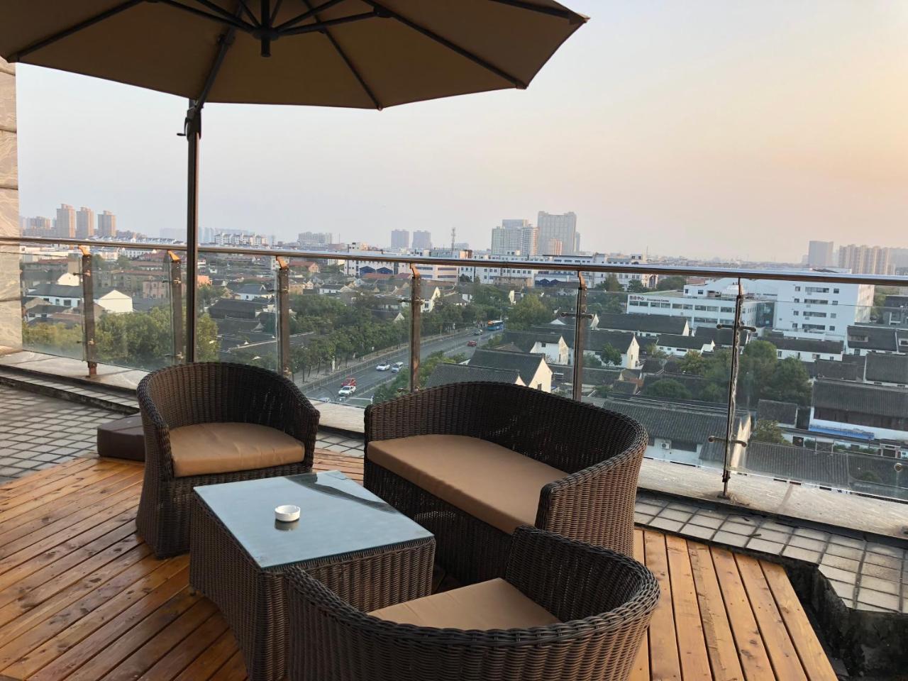 Weijing Express Hotel 常熟 外观 照片